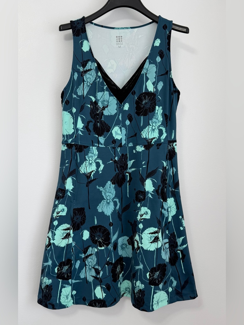 Title Nine Freelance Dress Anemone Teal Floral Zip Pockets Performance Size M